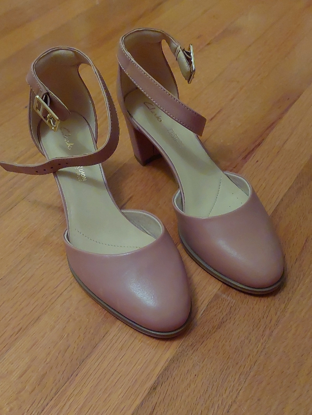 Clarks Kaylin Block Heel Ankle Strap d'Orsay Pumps 8 - Picture 3 of 7